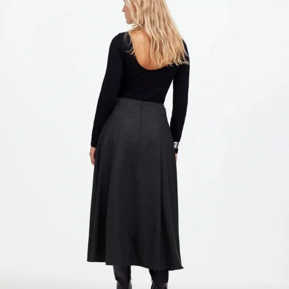 NWT Madewell Dark Gray Flannel Pleated Maxi Skirt SZ 14 - Picture 4 of 7